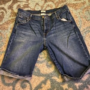 Levi’s Size 10 Bermuda Jean Shorts - image 1